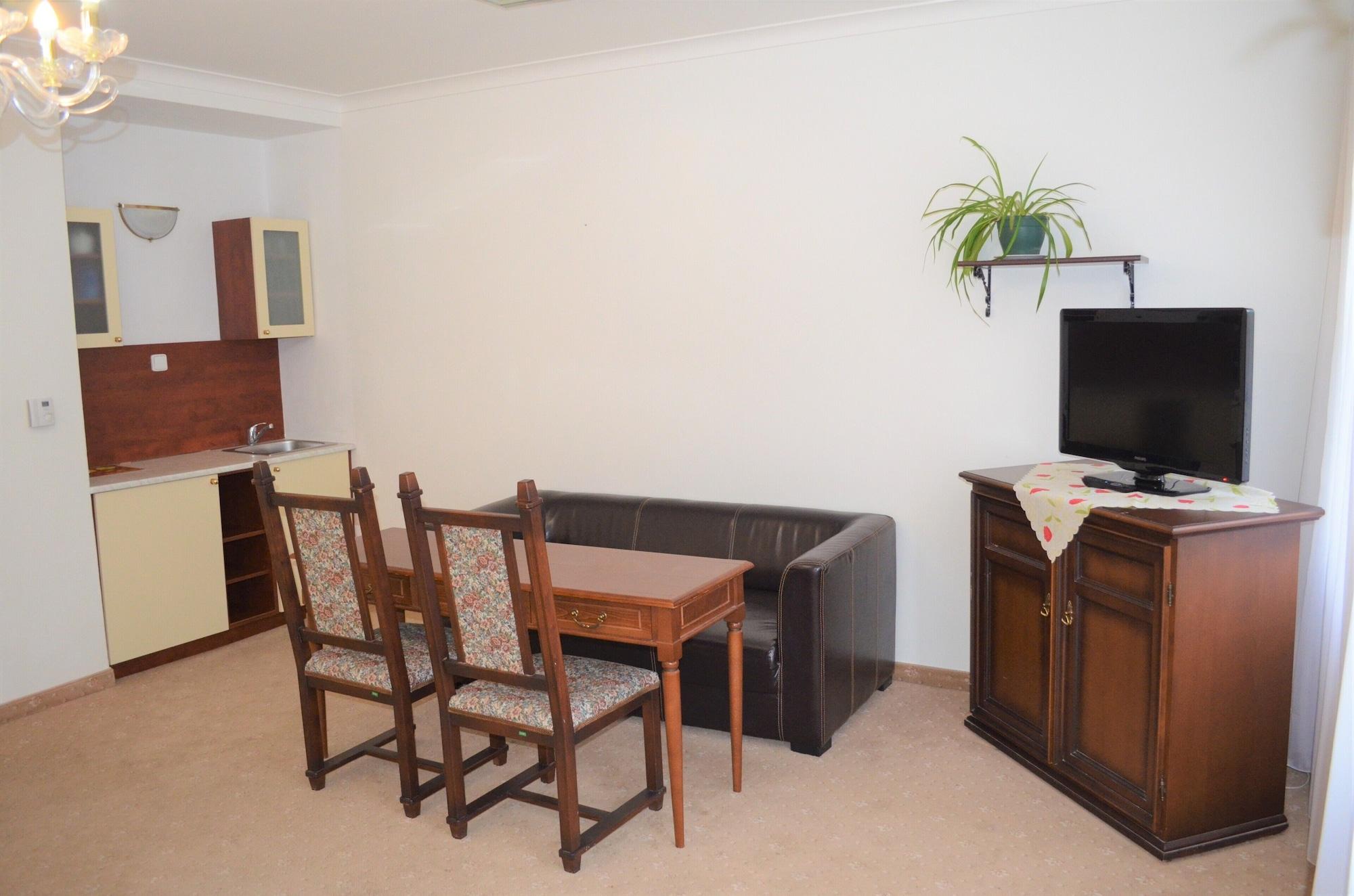 קרלובי וארי Hotel Petr מראה חיצוני תמונה