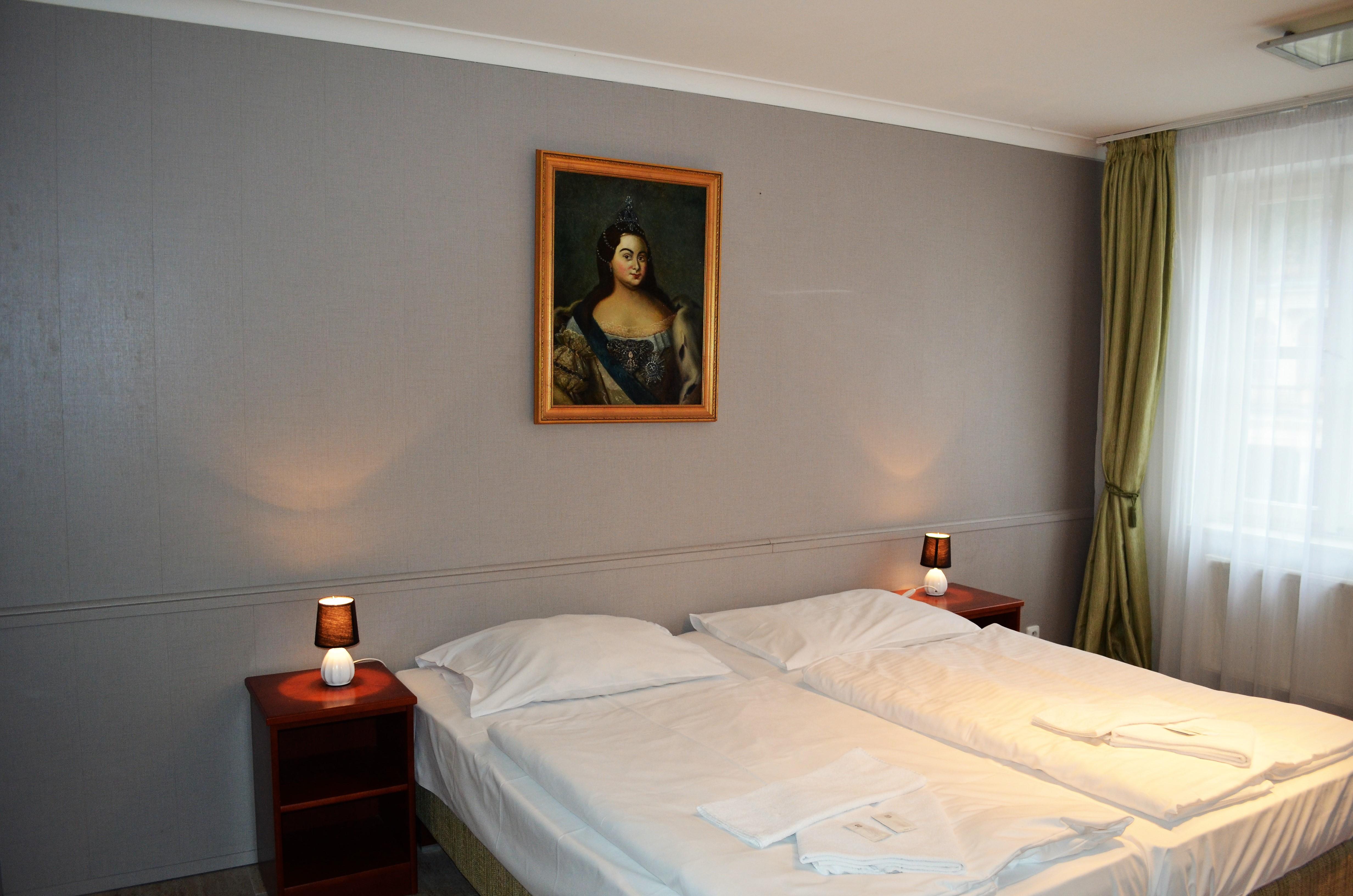 קרלובי וארי Hotel Petr מראה חיצוני תמונה