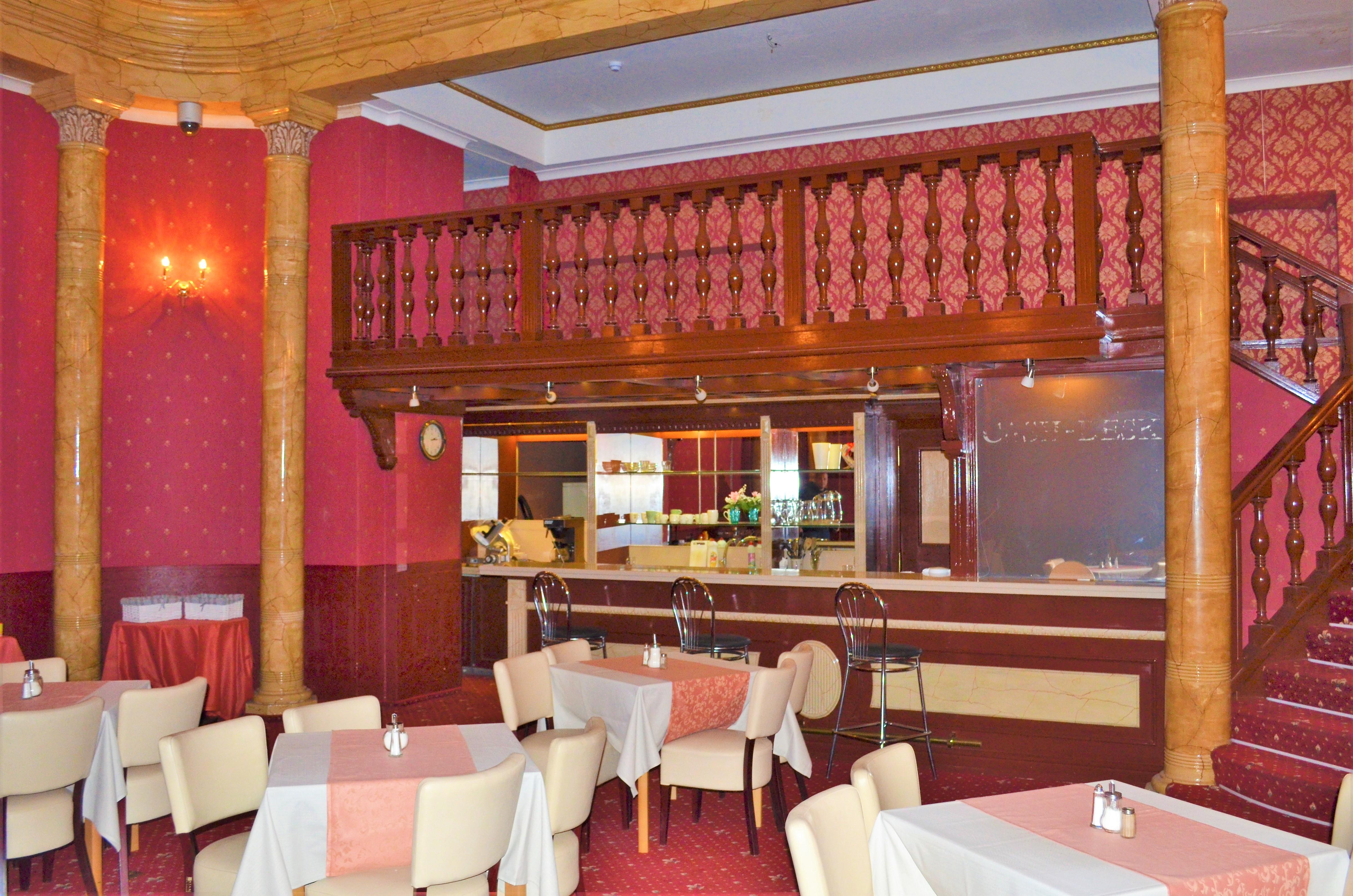 קרלובי וארי Hotel Petr מראה חיצוני תמונה