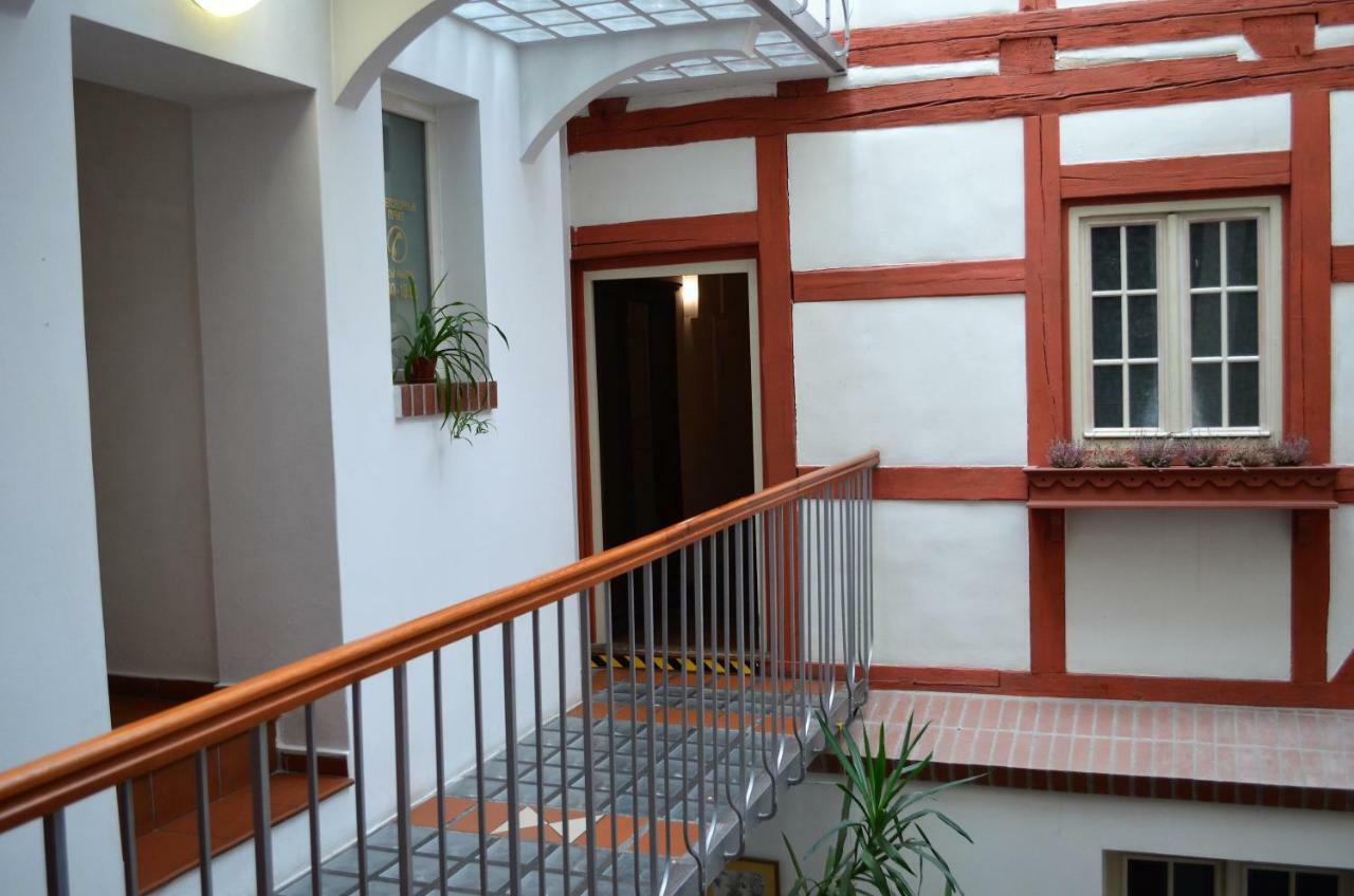 קרלובי וארי Hotel Petr מראה חיצוני תמונה